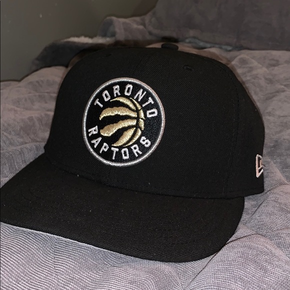 new raptors hat